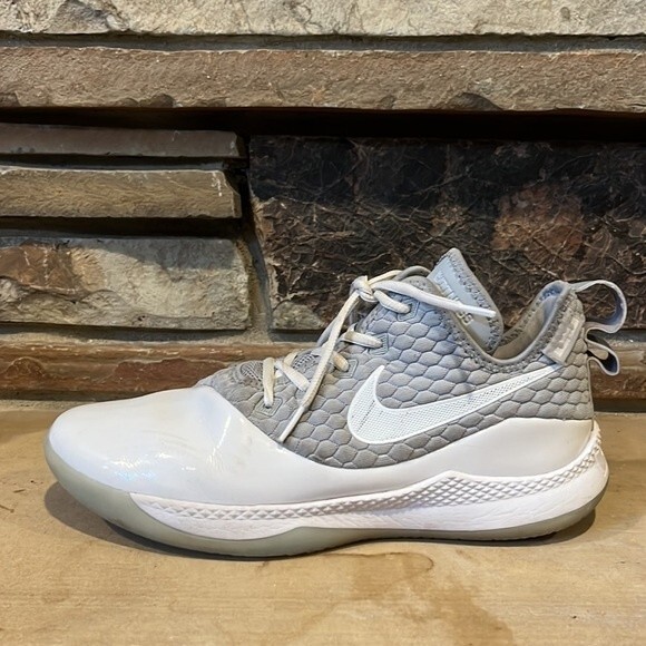 Nike Lebron Witness 3 Wolf Grey BQ9819-002 - Picture 6 of 13